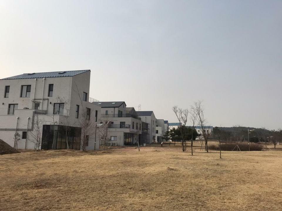 Hotel Sm Incheon Airport Екстериор снимка